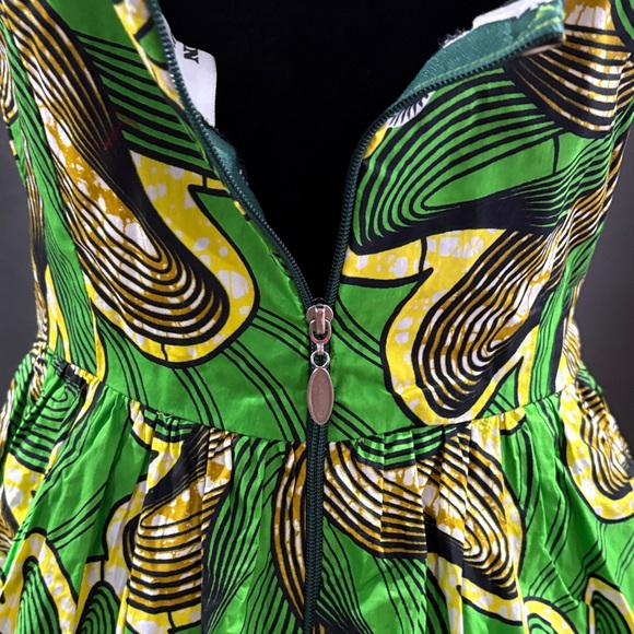 African Print Maxi Dress with Head wrap Size Medium - Picture 7 of 8